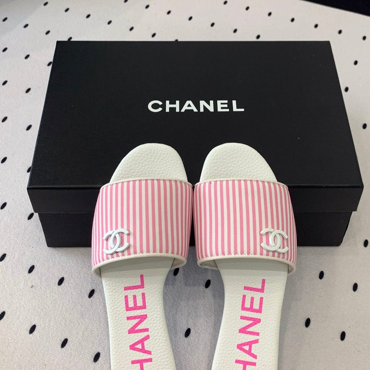 CHANEL MULES pink LAMBSKIN