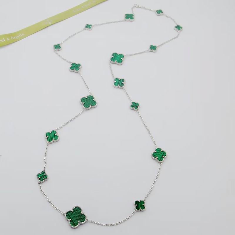 Van Cleef & Arpels Green Clover-Style Long Necklace